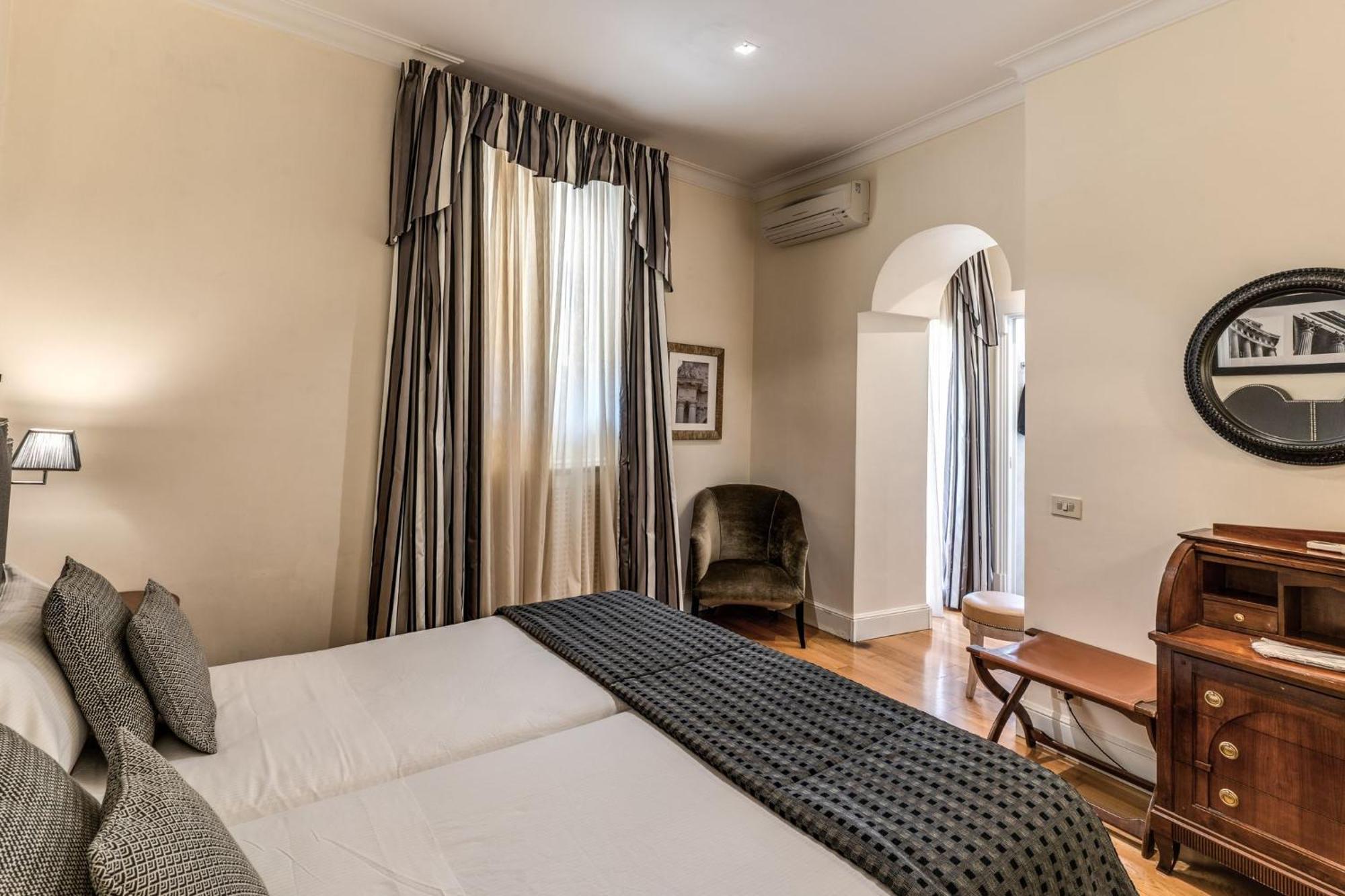Via Napoli Apartments Рим Екстер'єр фото