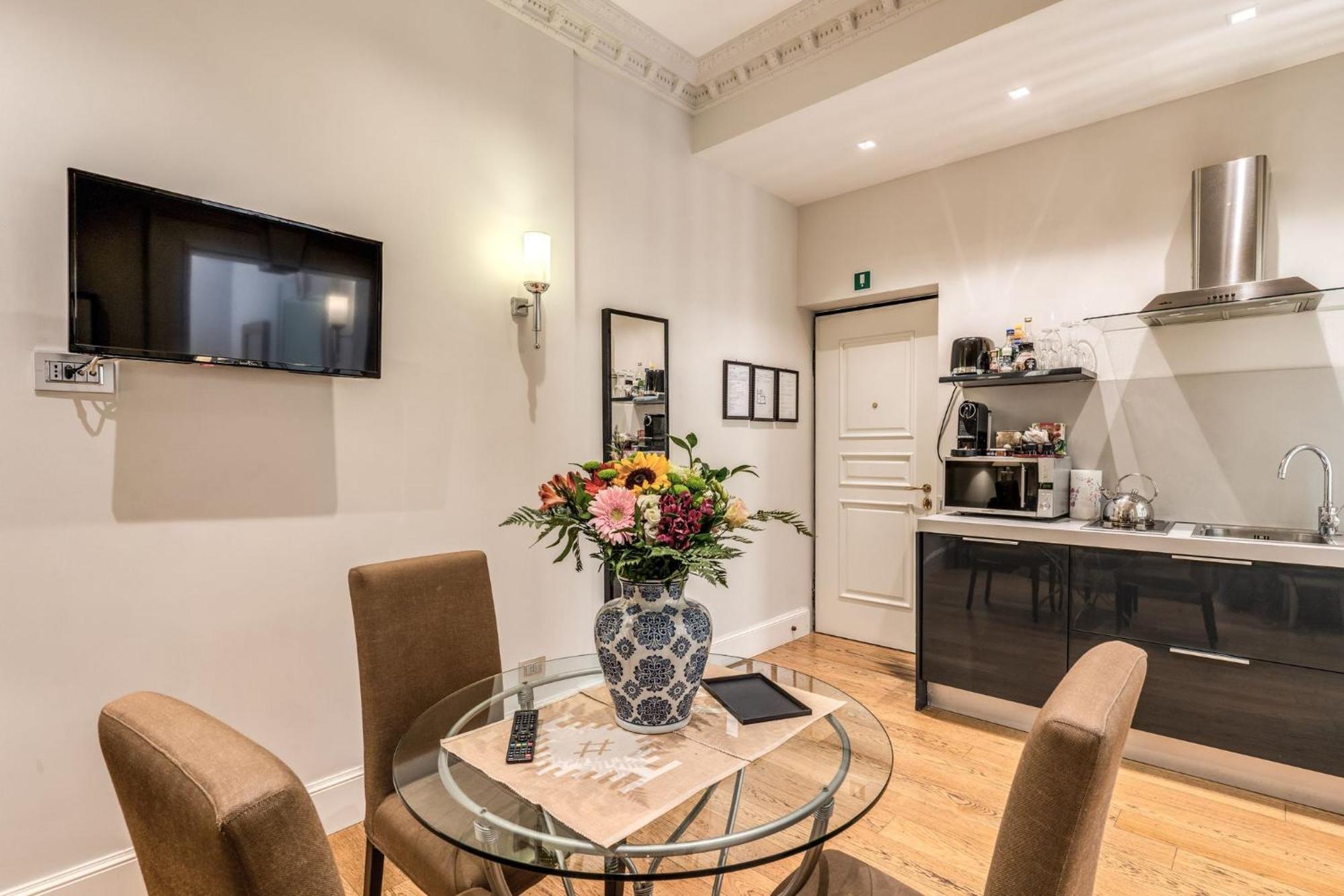 Via Napoli Apartments Рим Екстер'єр фото