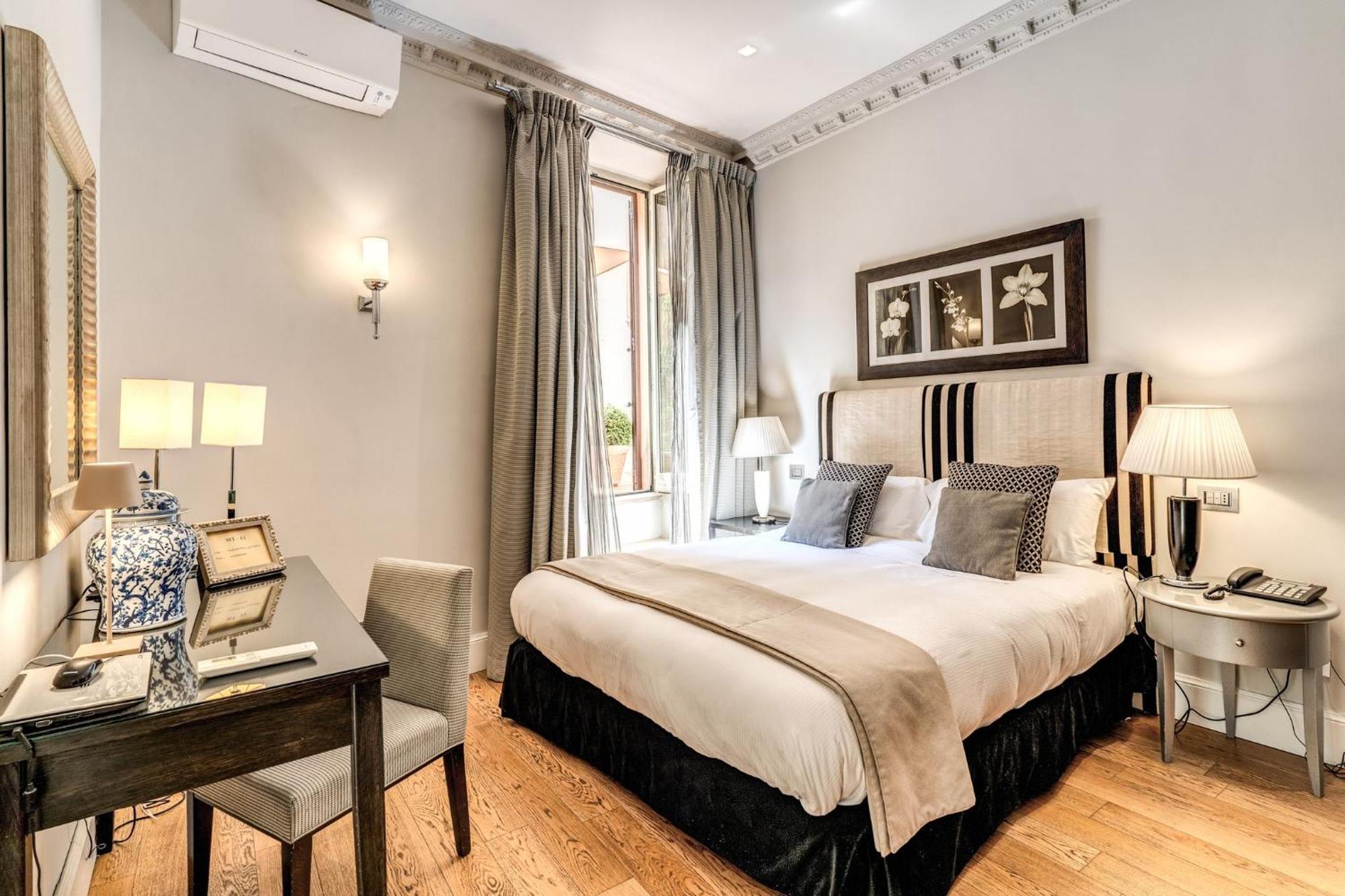 Via Napoli Apartments Рим Екстер'єр фото