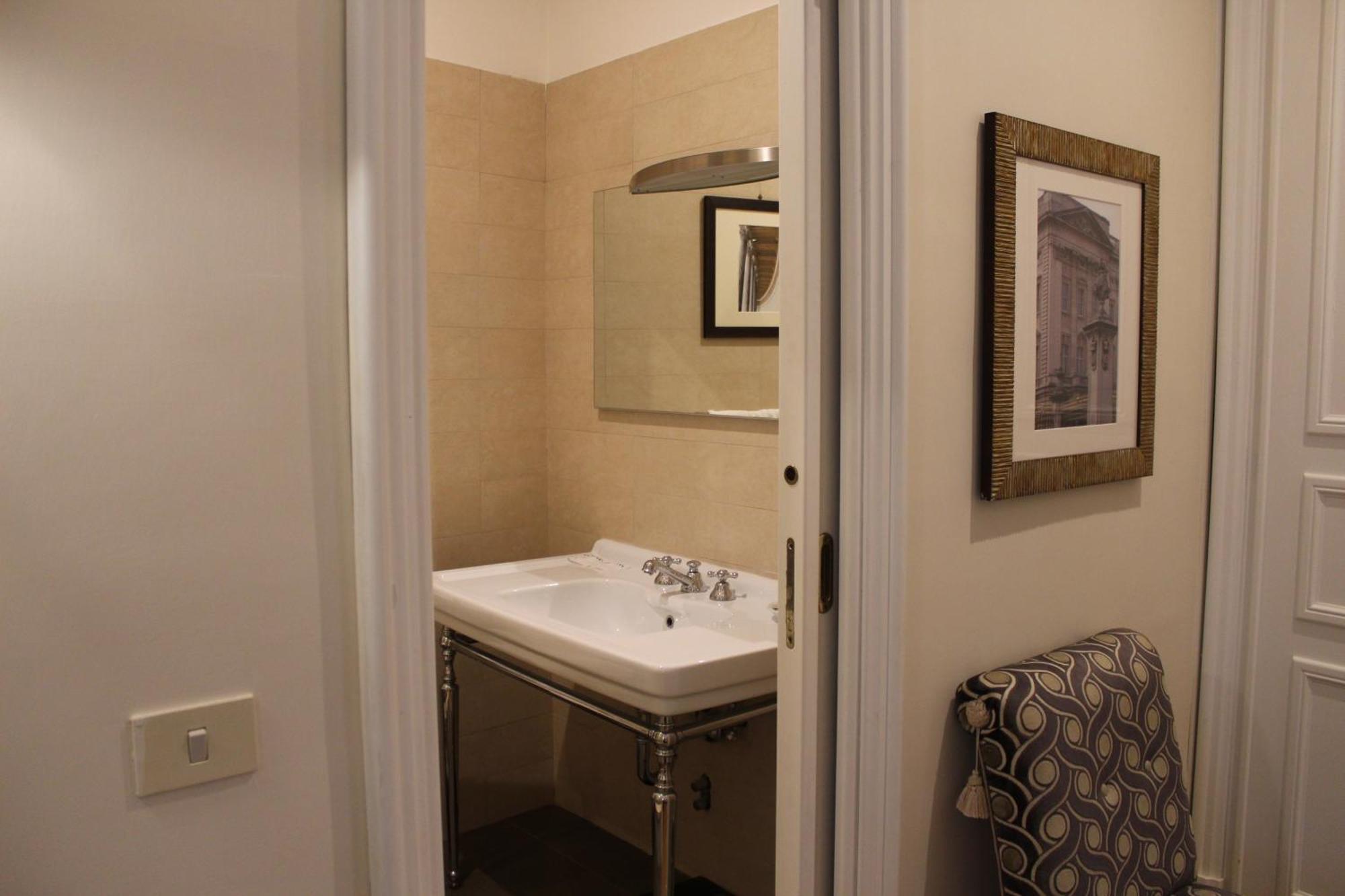 Via Napoli Apartments Рим Екстер'єр фото